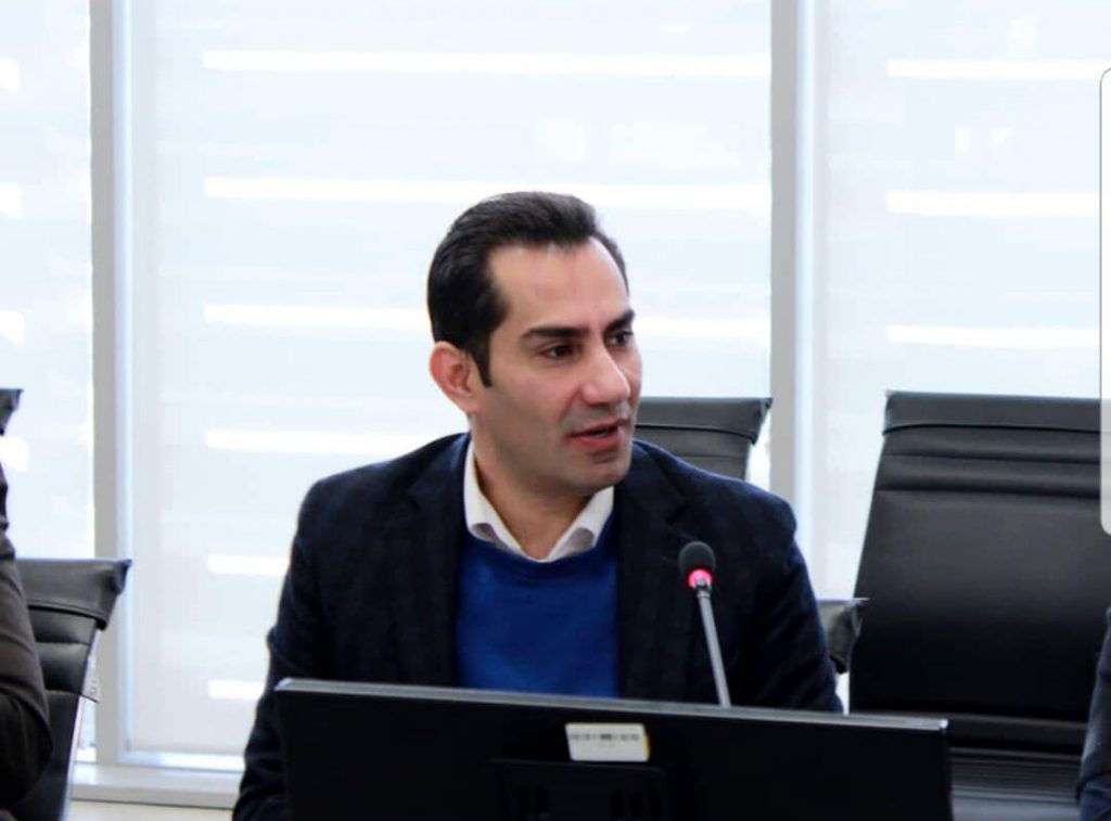 سعید رسول‌اف مدیرعامل شرکت ایده پرداز ژوبین (چارخونه و پارس هاب) و رئیس انجمن تولیدکنندگان نرم‌افزار تلفن همراه ایران